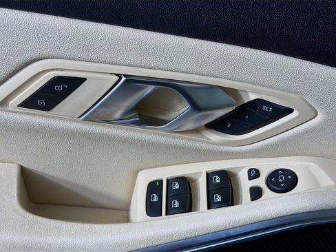 Used 2025 BMW 330i Sedan RWD image 15