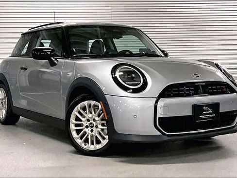 Used 2025 MINI Cooper S image 12