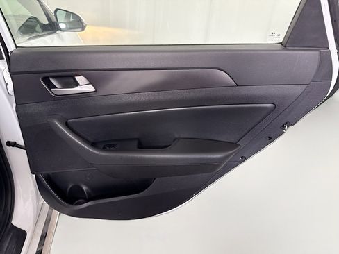 Used 2017 Hyundai Sonata Sport w/ Value Edition Package 02 image 28