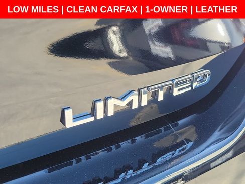 Used 2026 Toyota Highlander Limited AWD/4WD image 12