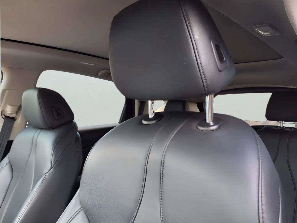 Used 2020 Acura RDX FWD image 16