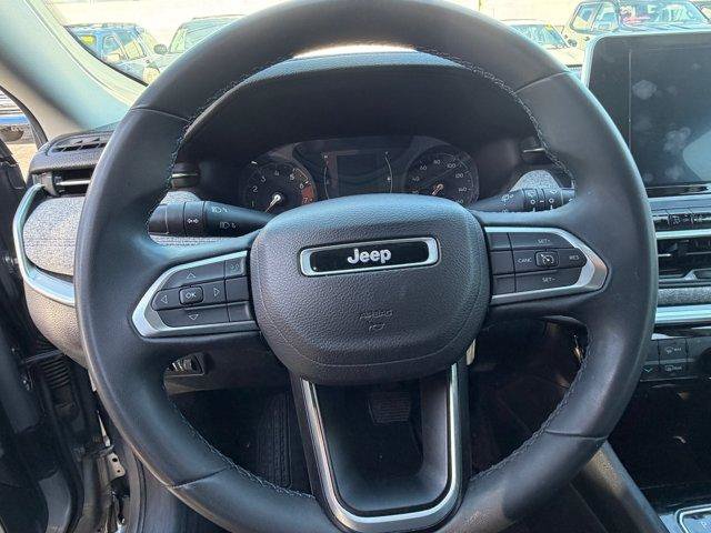 Used 2022 Jeep Compass Latitude FWD image 10