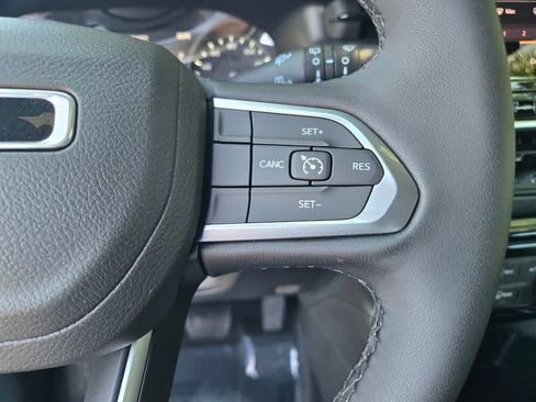 New 2026 Jeep Compass Latitude AWD/4WD image 20