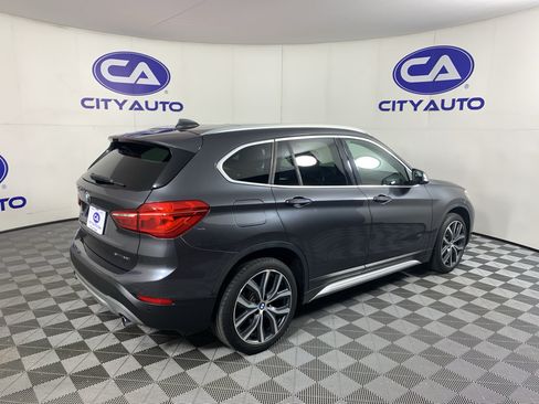 Used 2018 BMW X1 sDrive28i w/ Convenience Package FWD image 3