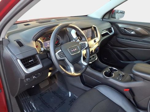 Used 2022 GMC Terrain SLT w/ Infotainment Package II image 9
