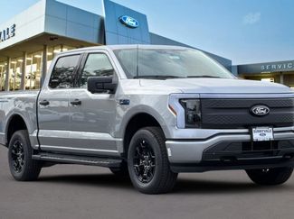 New 2025 Ford F150 Lightning XLT video 2