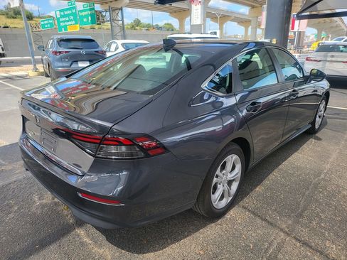 Used 2025 Honda Accord LX image 8