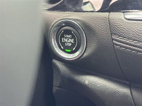 Certified 2020 Buick Encore GX Preferred w/ Cold Weather Comfort Package AWD/4WD image 16