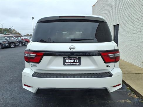 Used 2024 Nissan Armada SL w/ Midnight Edition Package image 4