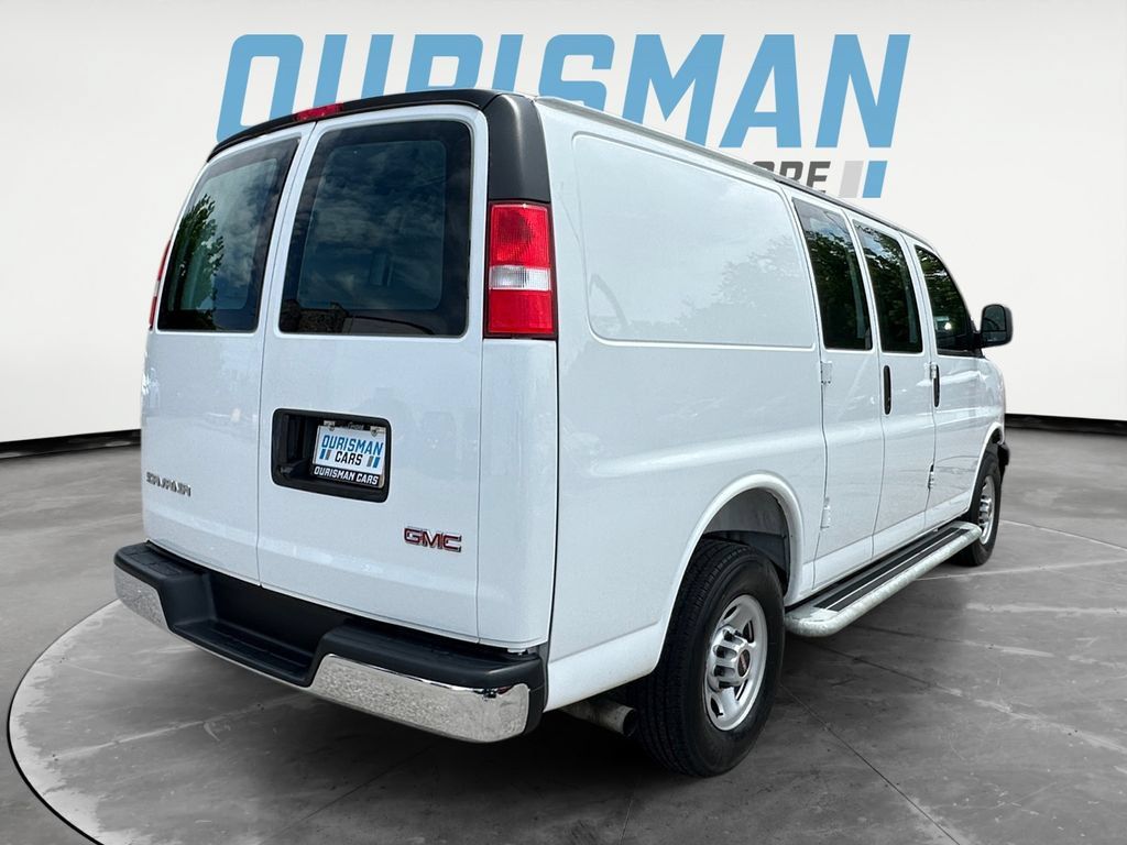 Used 2025 GMC Savana 2500 w/ Driver Convenience Package RWD image 6