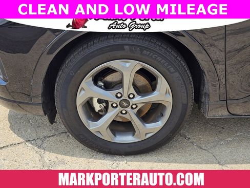 Used 2024 Ford Escape ST-Line image 9