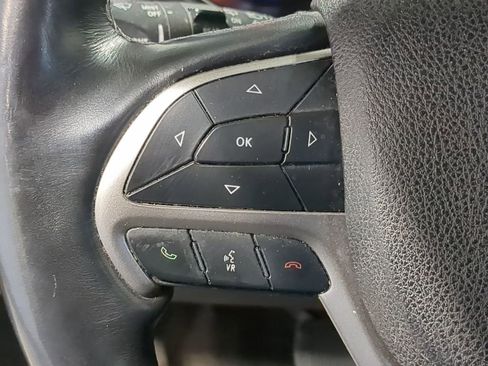 Used 2018 Jeep Grand Cherokee Limited w/ Luxury Group II image 37