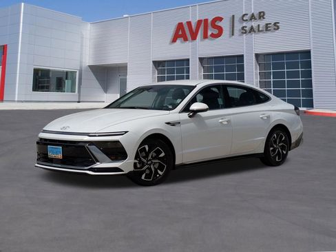 Used 2025 Hyundai Sonata SEL FWD image 1