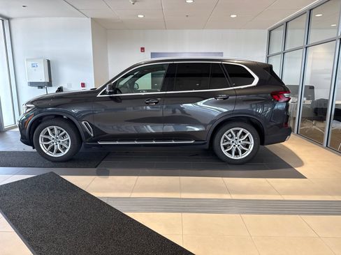 Used 2023 BMW X5 xDrive40i w/ Luxury Seating Package AWD/4WD image 8