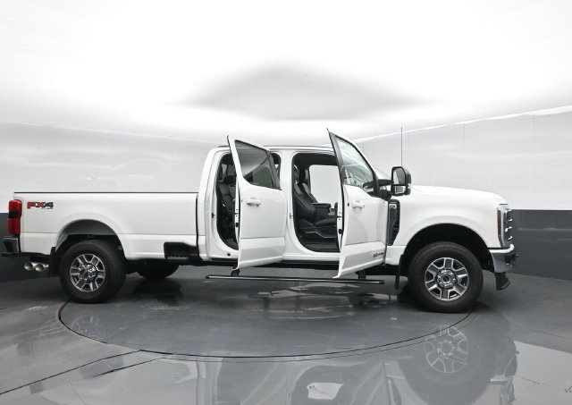 Used 2024 Ford F250 Lariat w/ Lariat Ultimate Package AWD/4WD image 70