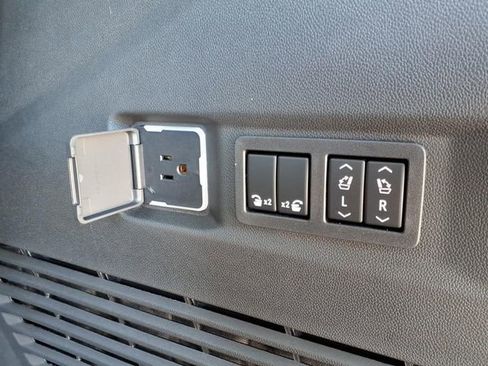 New 2026 Chevrolet Tahoe Premier AWD/4WD image 17