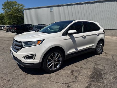 Used 2016 Ford Edge Titanium w/ Equipment Group 302A AWD/4WD image 9