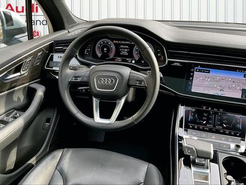 Used 2025 Audi Q7 2.0T Premium Plus image 8