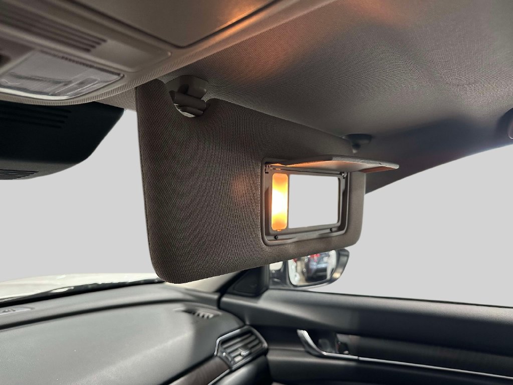 Used 2019 Honda Accord EX image 14