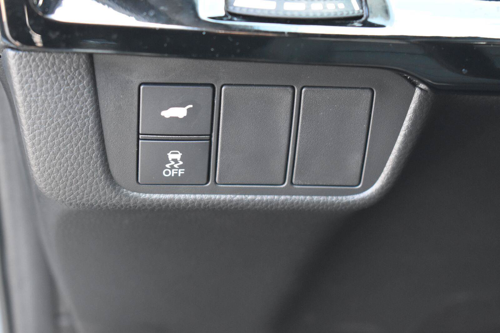 Used 2025 Honda CR-V Sport Touring image 24
