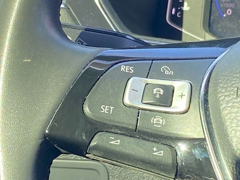 Certified 2020 Volkswagen Tiguan SEL image 6