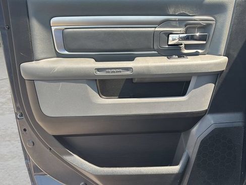 Used 2020 RAM 1500 Classic SLT RWD image 13