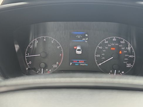 Used 2025 Toyota Corolla LE FWD image 18
