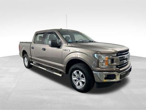 Used 2018 Ford F150 XLT w/ Trailer Tow Package AWD/4WD image 8