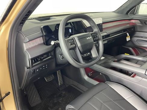 New 2027 Kia Telluride SX Prestige X-Line w/ Towing Package AWD/4WD image 3