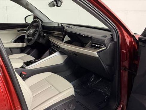Used 2025 Audi Q5 Premium w/ Premium Plus AWD/4WD image 21