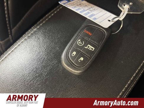 Used 2023 Jeep Cherokee Altitude Lux image 21