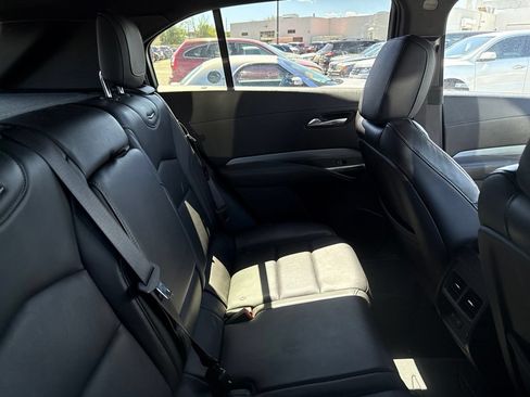 Used 2019 Cadillac XT4 Premium Luxury AWD/4WD image 4
