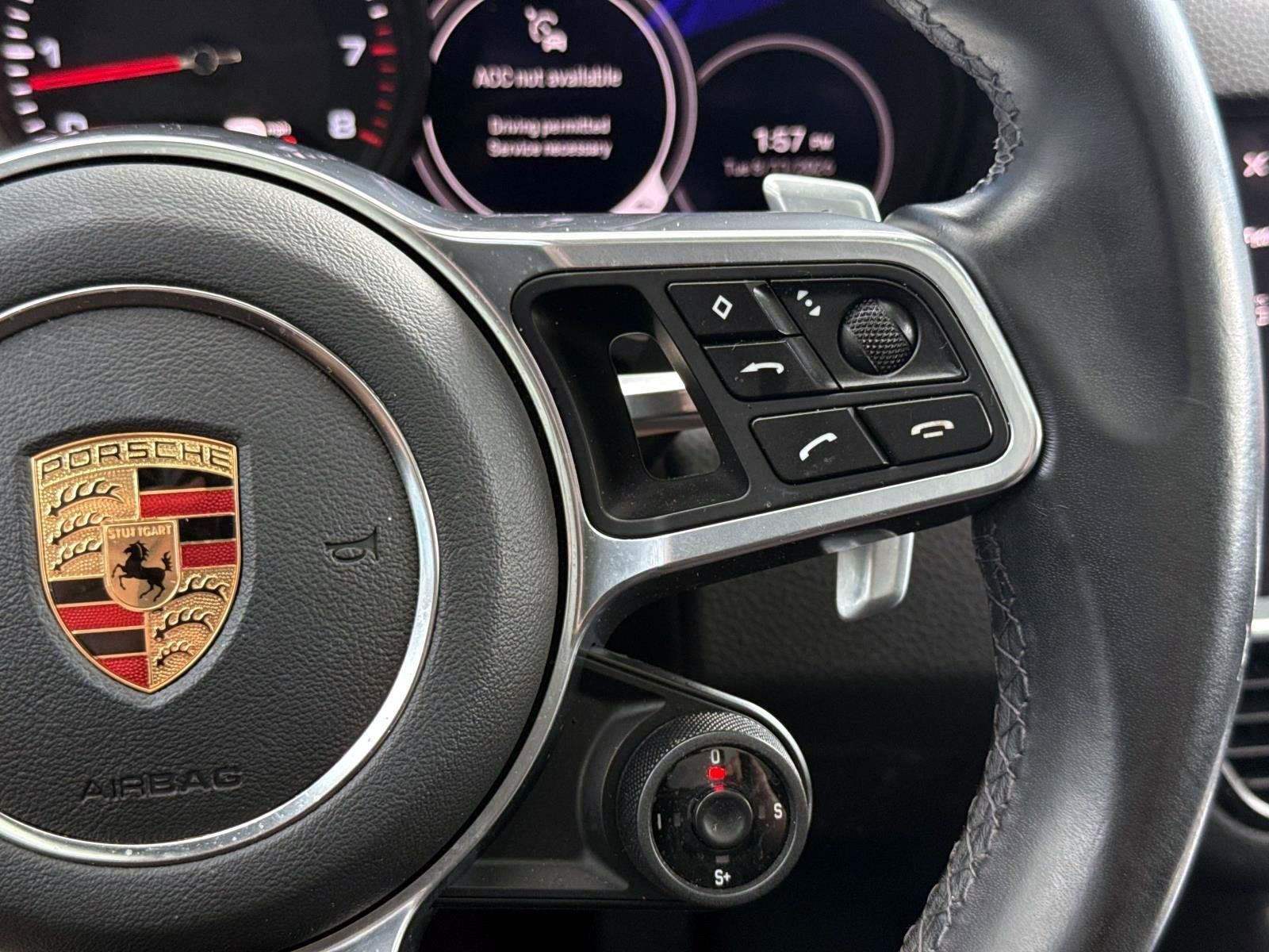 Used 2023 Porsche Cayenne Coupe AWD/4WD image 30