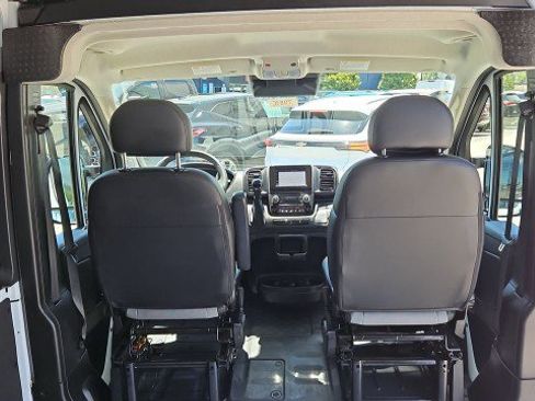Used 2026 RAM ProMaster 2500 w/ Convenience Group FWD image 20