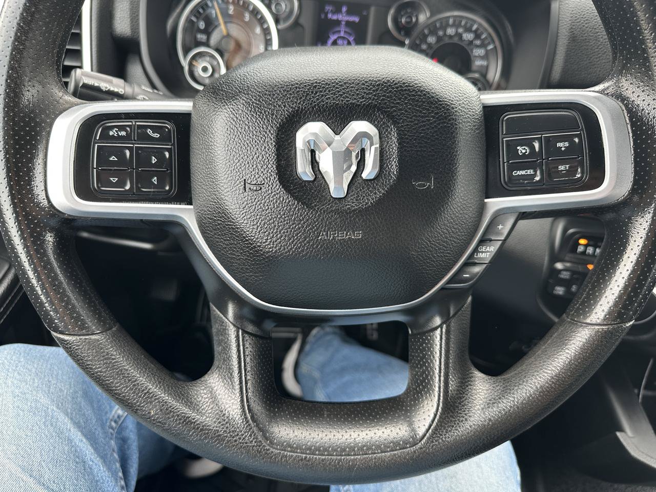 Used 2021 RAM 2500 Big Horn AWD/4WD image 11