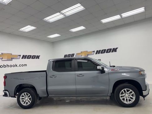 Used 2020 Chevrolet Silverado 1500 LT w/ All-Star Edition image 4
