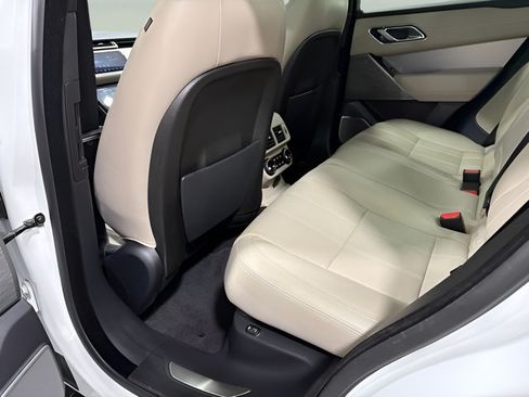 Used 2018 Land Rover Range Rover Velar R-Dynamic HSE AWD/4WD image 31