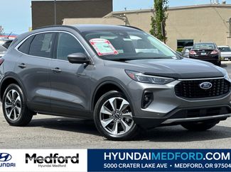 Used 2024 Ford Escape Platinum AWD/4WD video 1