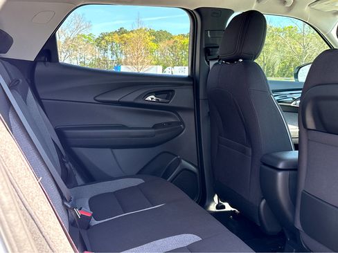 New 2026 Chevrolet TrailBlazer LT w/ Convenience Package FWD image 13