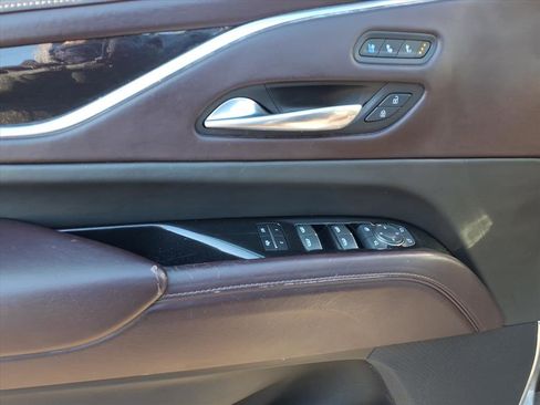 Used 2021 Cadillac Escalade ESV Sport Platinum image 20