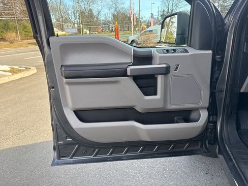 Certified 2019 Ford F150 XLT image 15