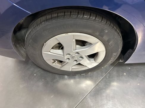 Used 2011 Toyota Prius Two image 8