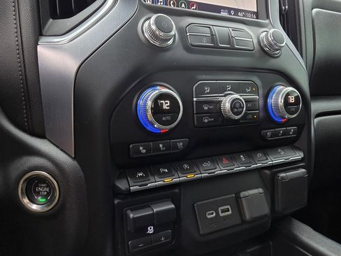 Used 2019 GMC Sierra 1500 SLT image 19