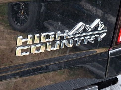 New 2026 Chevrolet Silverado 2500 High Country w/ Z71 Off-Road Package image 18