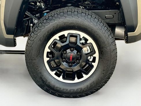 Certified 2026 Toyota Tacoma TRD Off-Road AWD/4WD image 30
