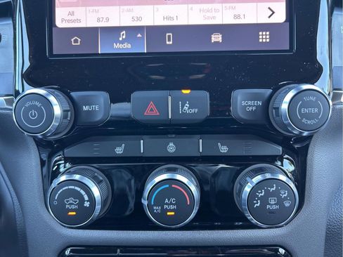 New 2026 RAM 1500 Big Horn w/ Night Edition image 19