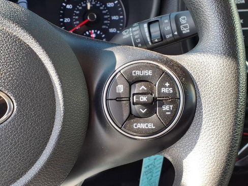 Used 2021 Kia Soul S image 18