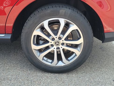 Used 2017 Mercedes-Benz GLE 350 4MATIC image 5