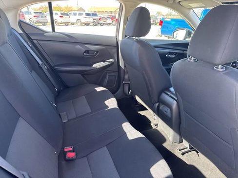 Used 2024 Nissan Sentra SV image 17