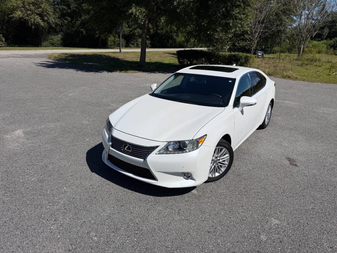 Used 2015 Lexus ES 350 w/ Luxury Package FWD image 31